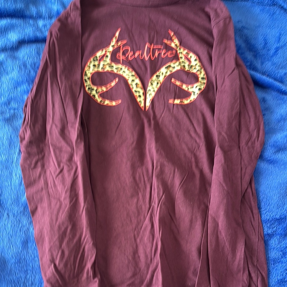 Realtree Red Long Sleeve Tee with Graphic Design